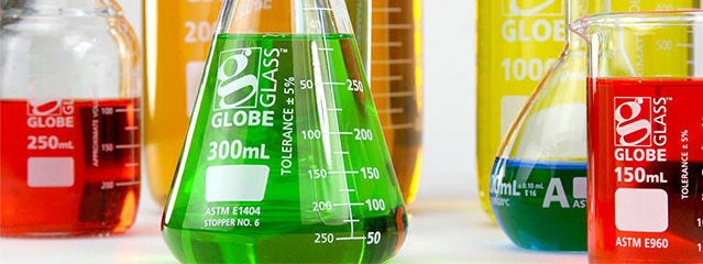 De toute évidence, c'est Globe Glass