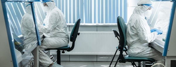 Opérations en salle blanche – Contrôle de la contamination